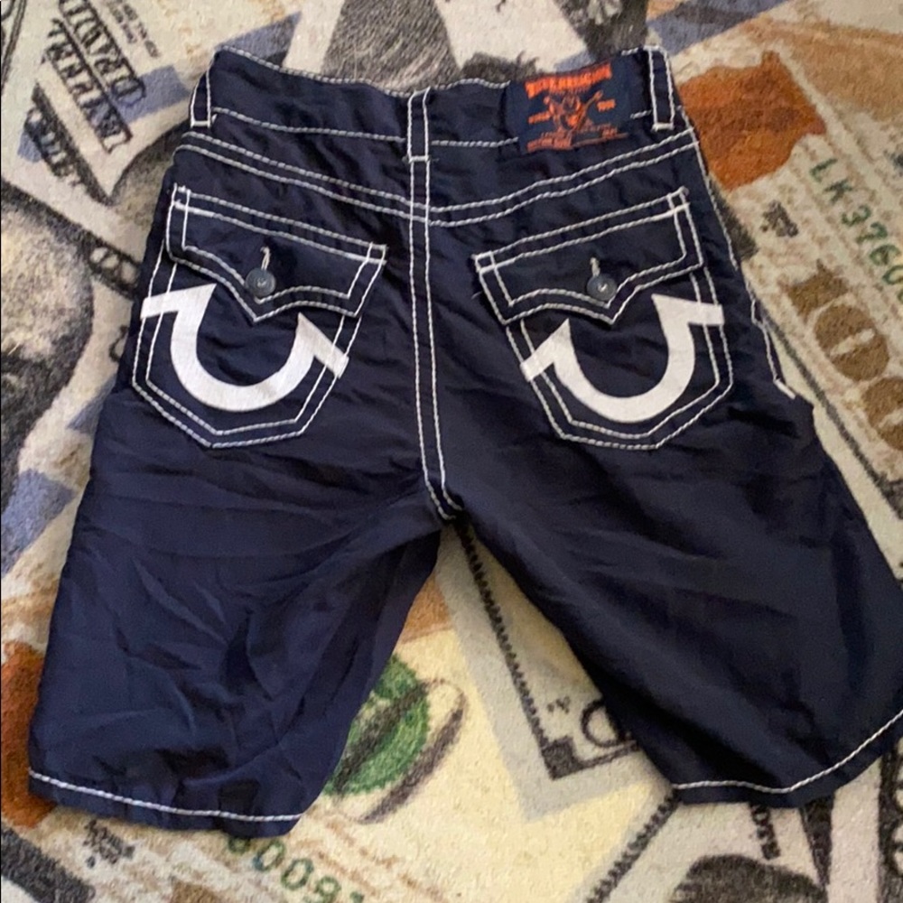True religion Shorts 32